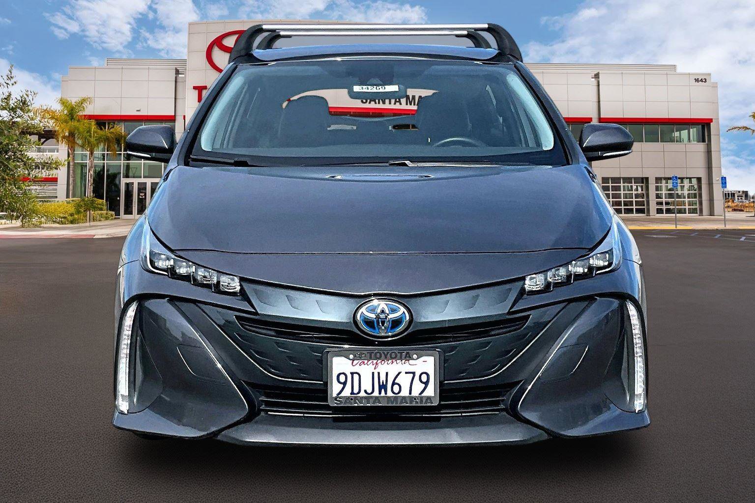 Used 2022 Toyota Prius Prime XLE image 3