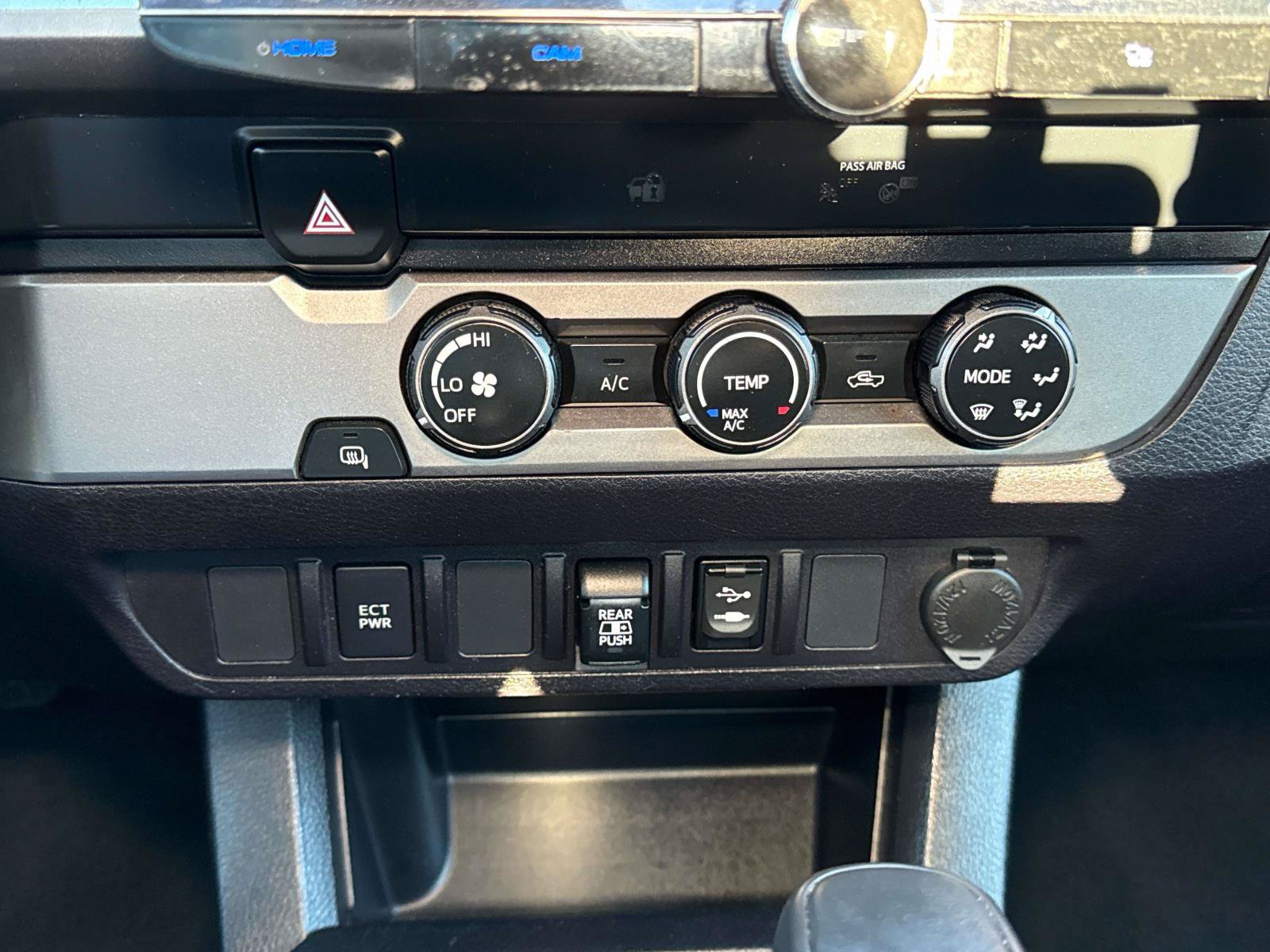 Used 2019 Toyota Tacoma SR5 RWD image 24