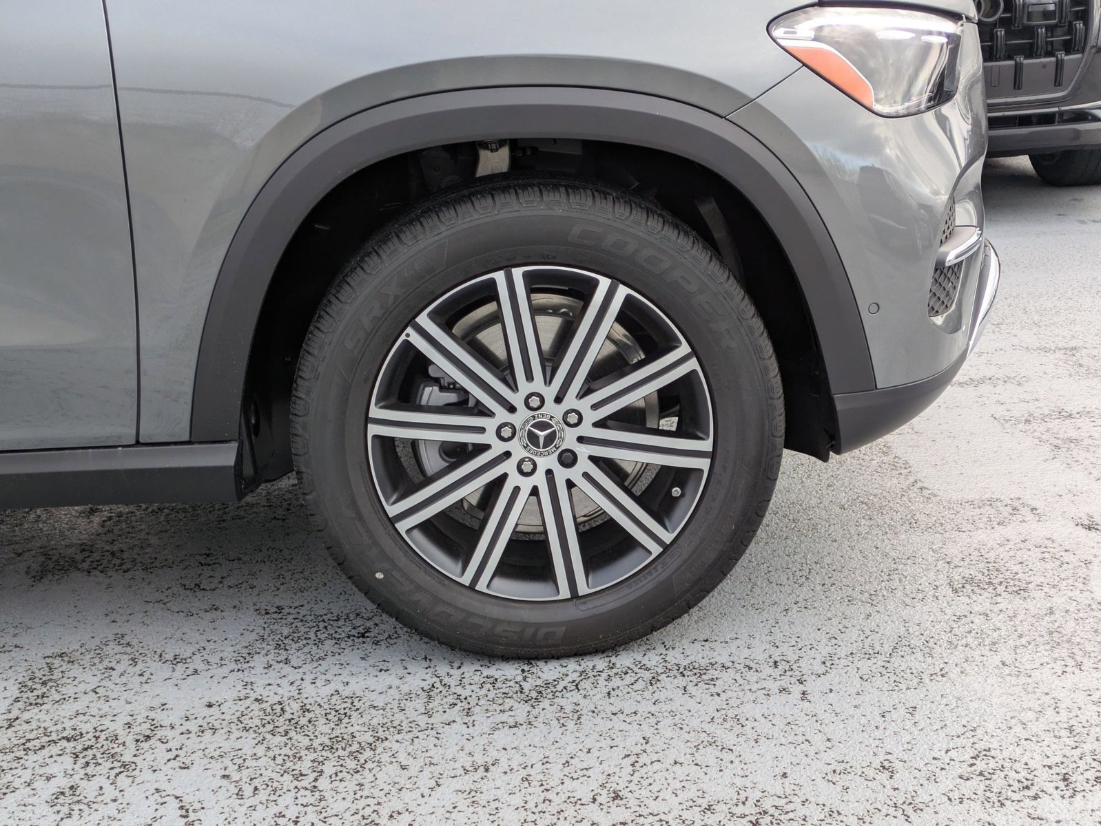 Certified 2026 Mercedes-Benz GLE 350 4MATIC image 24