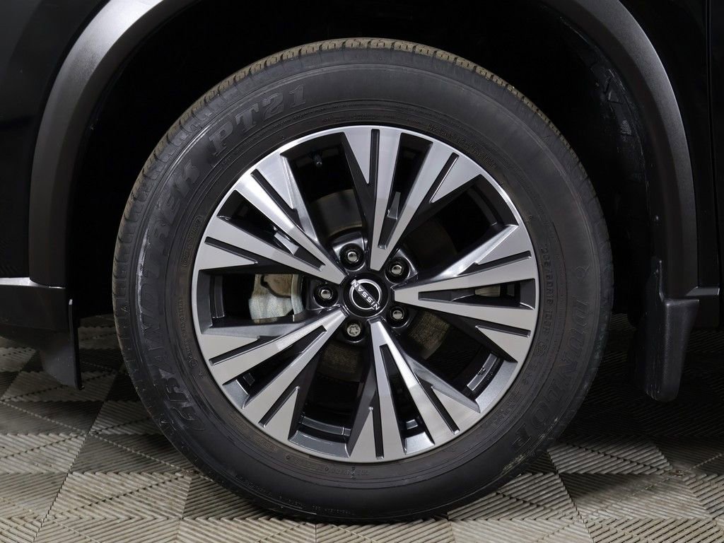 Used 2023 Nissan Rogue SV AWD/4WD image 19