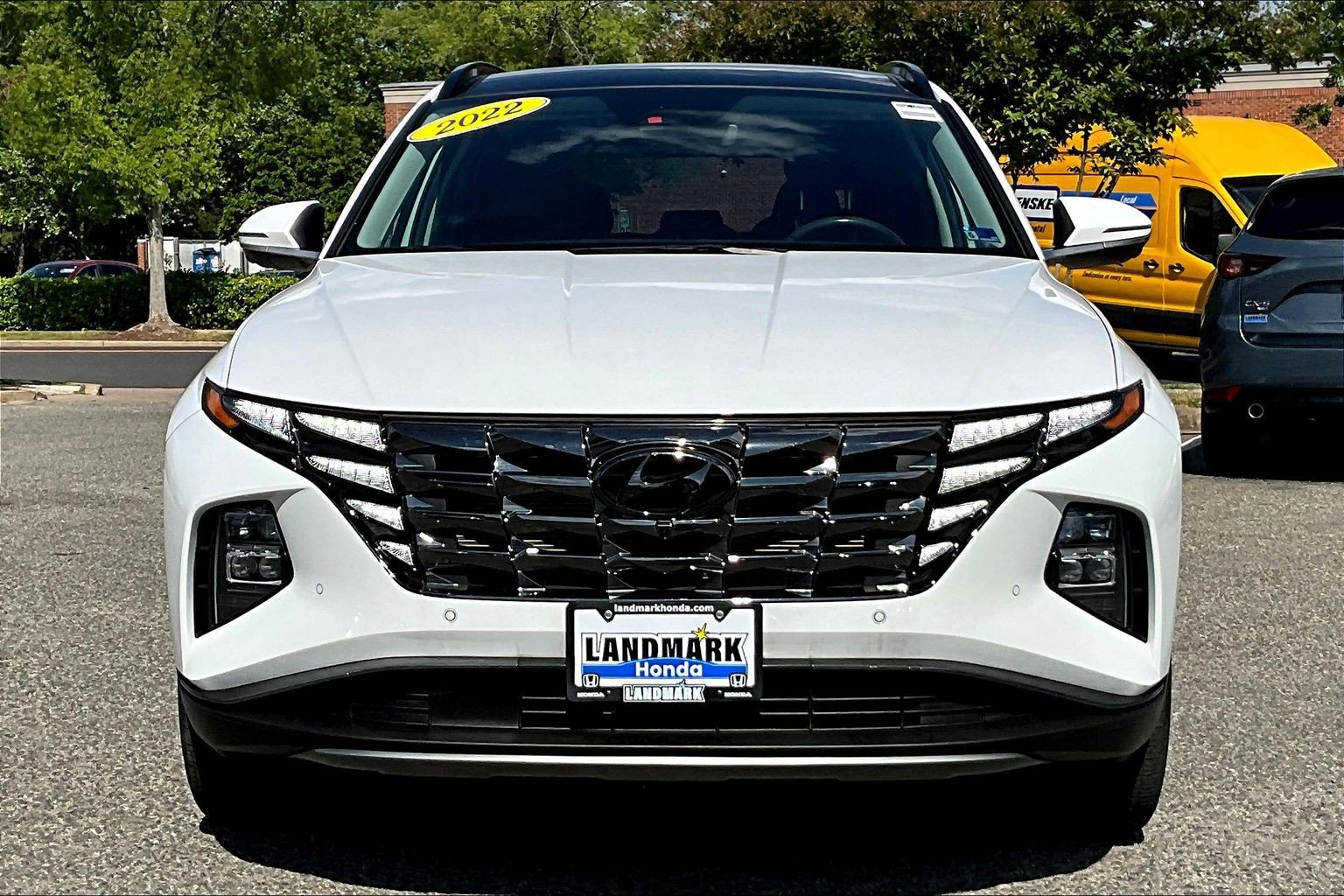 Used 2022 Hyundai Tucson Limited w/ Cargo Package FWD image 3