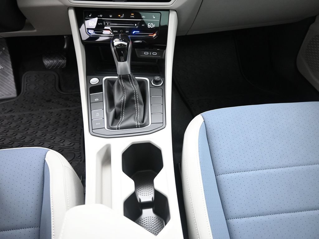 New 2026 Volkswagen Jetta SE FWD image 13