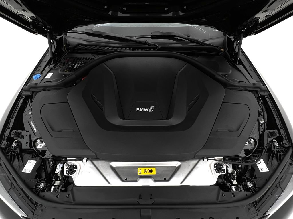 Certified 2025 BMW i4 xDrive40i w/ M Sport Package image 29