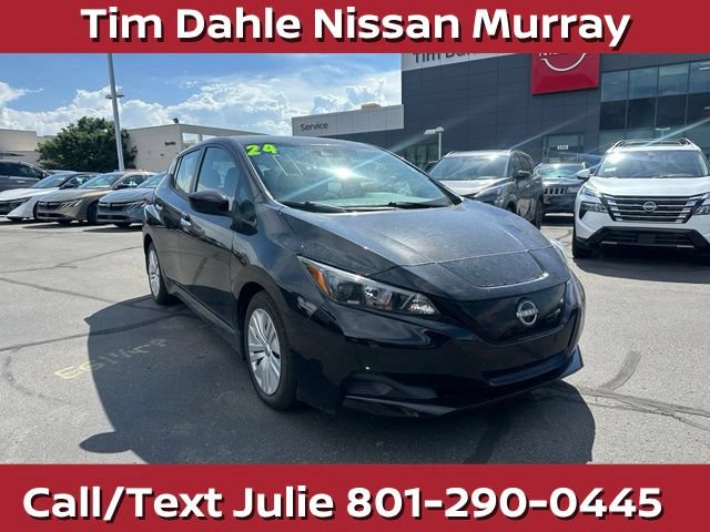 Used 2024 Nissan Leaf S FWD image 3