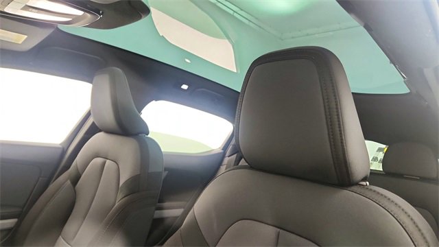 Used 2022 Polestar Polestar 2 Long Range Dual Motor w/ Plus Package image 32