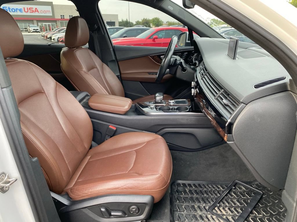 Used 2018 Audi Q7 3.0T Prestige AWD/4WD image 8