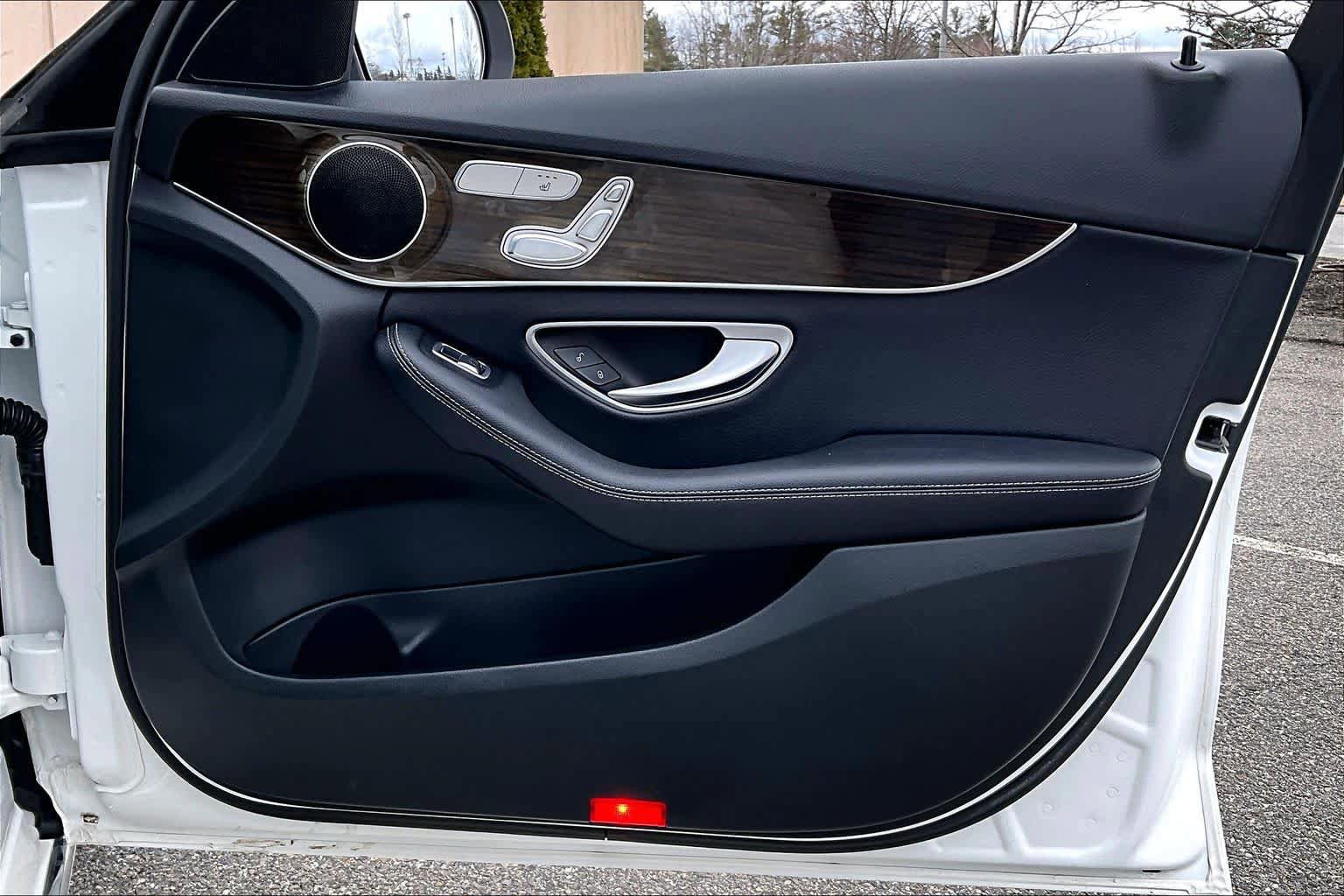 Used 2018 Mercedes-Benz C 300 4MATIC Sedan image 22