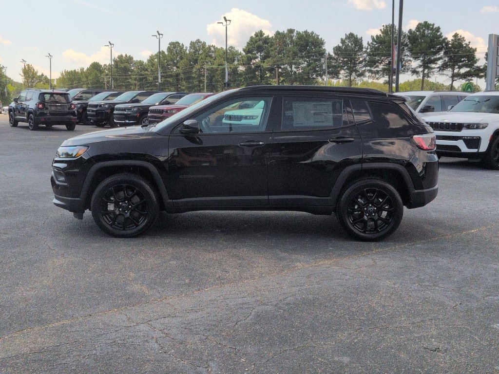 New 2026 Jeep Compass Latitude AWD/4WD image 7