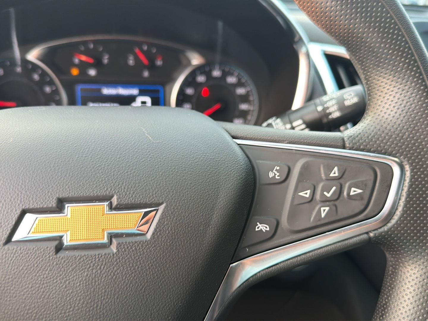 Used 2024 Chevrolet Equinox LT FWD image 21