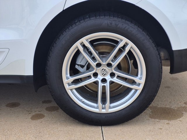 Used 2016 Porsche Macan S image 23