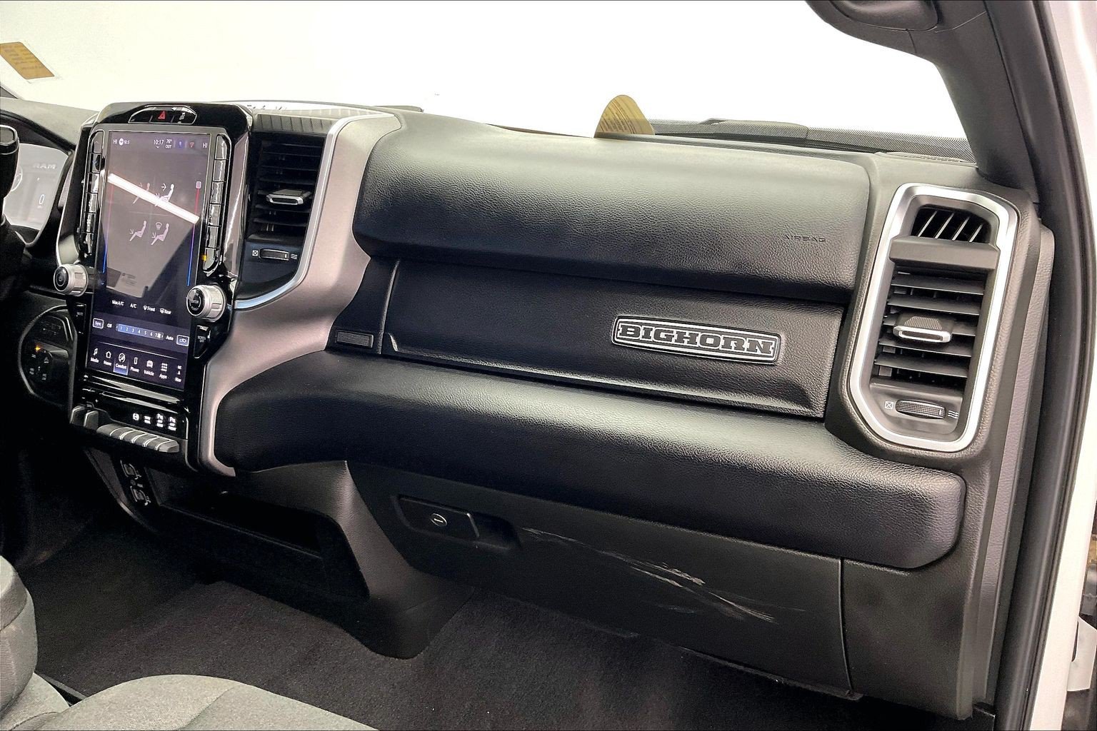 Used 2025 RAM 2500 Big Horn AWD/4WD image 15