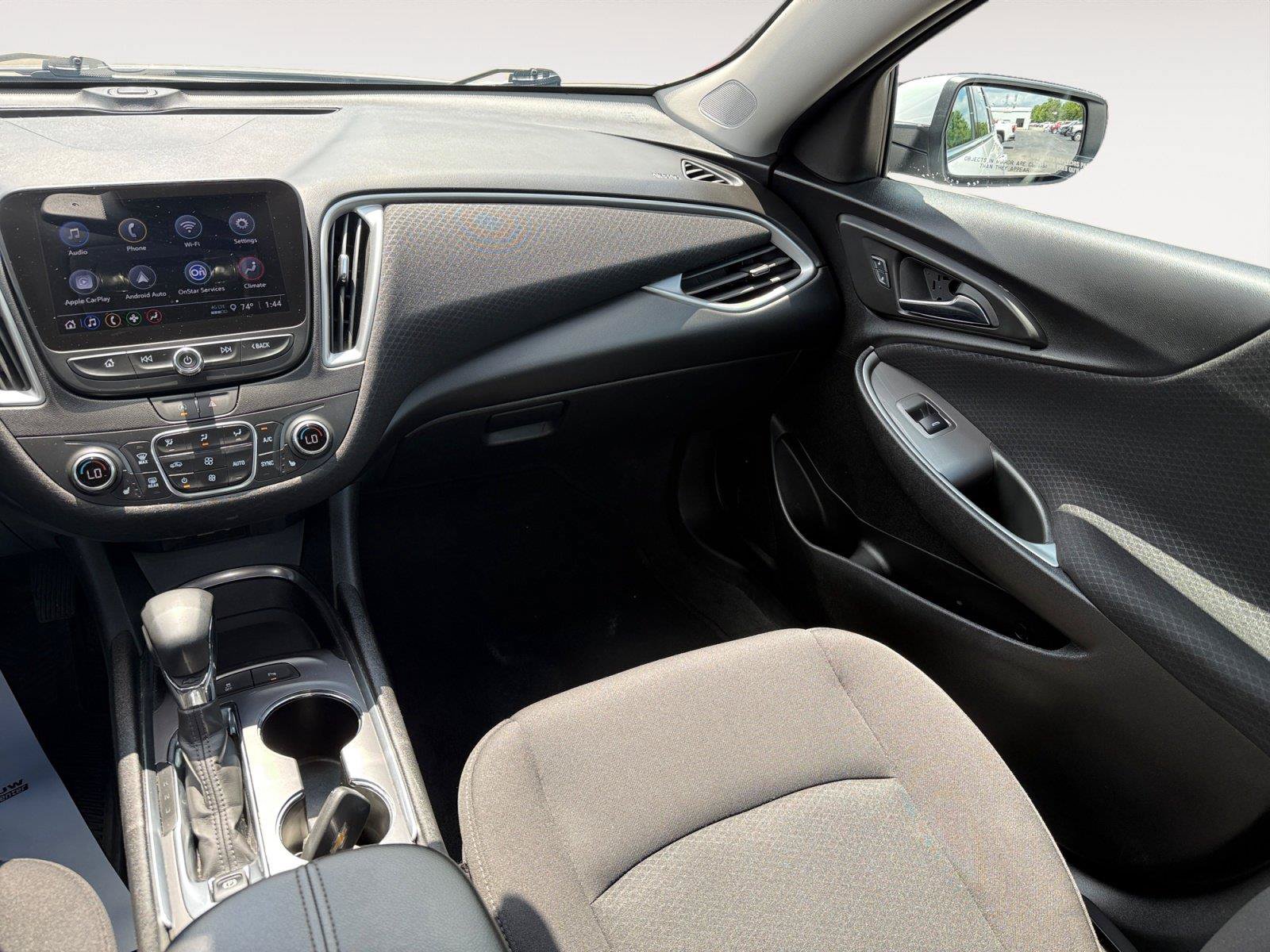 Used 2024 Chevrolet Malibu LT w/ Sport Edition FWD image 12
