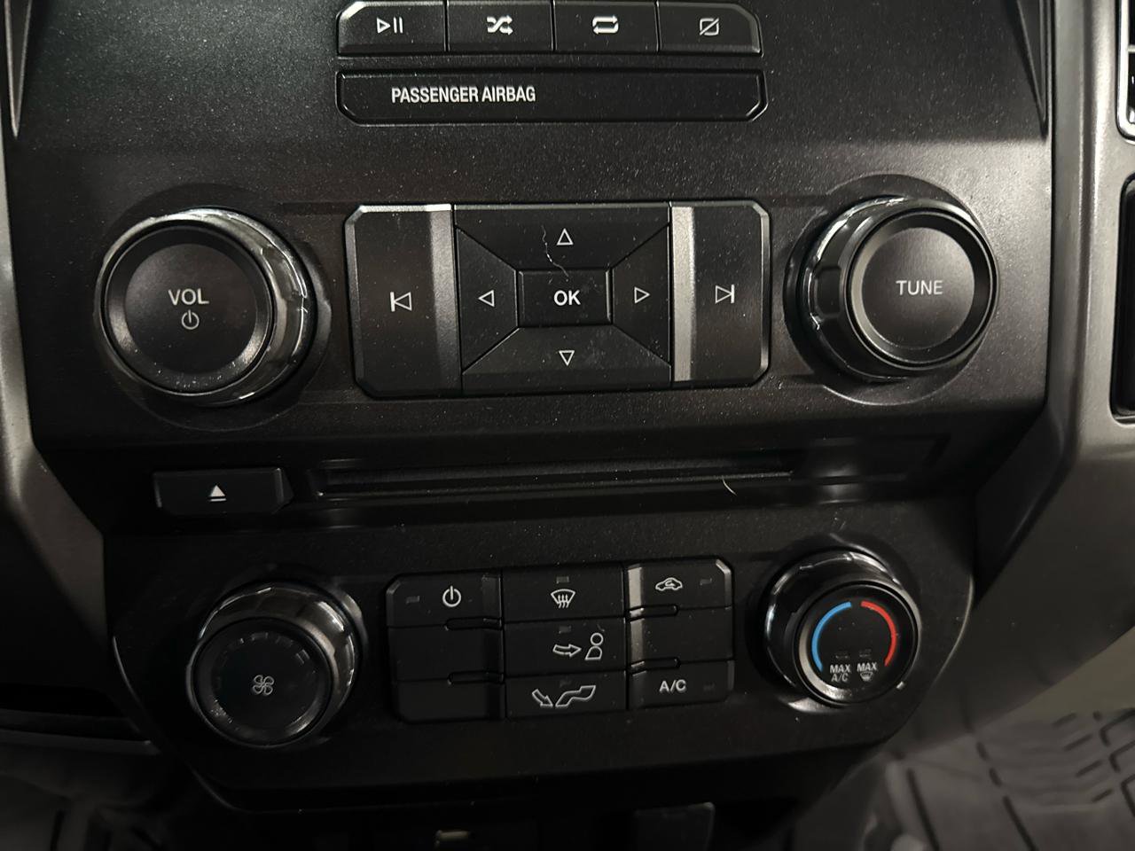 Used 2018 Ford F150 XLT image 18