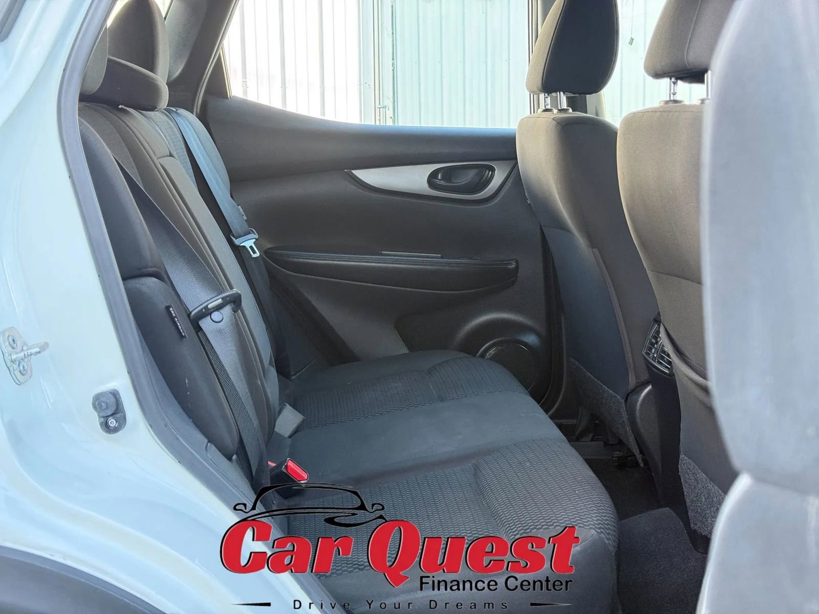 Used 2021 Nissan Rogue Sport S image 16