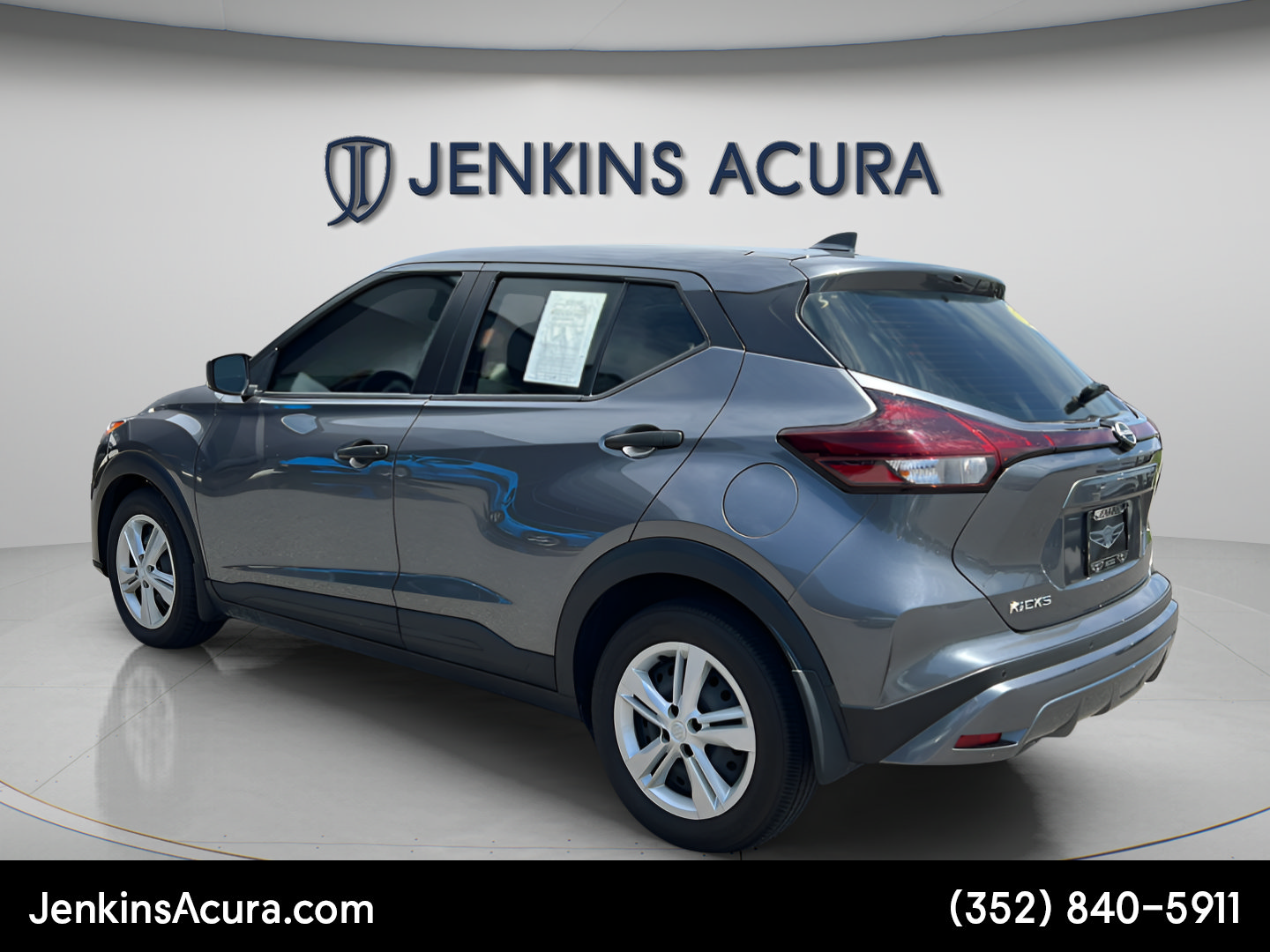 Used 2024 Nissan Kicks S FWD image 5