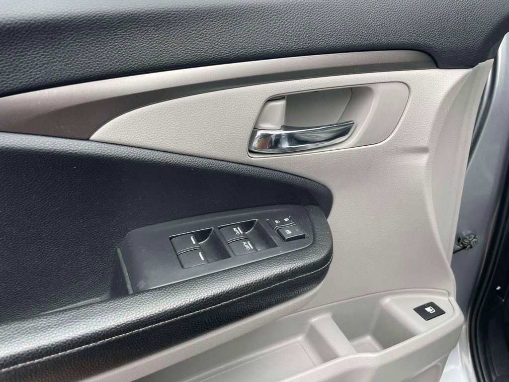 Certified 2019 Honda Ridgeline RTL image 15