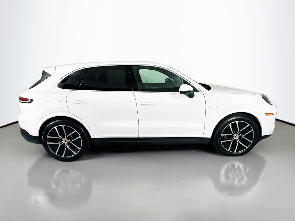 New 2026 Porsche Cayenne E-Hybrid AWD/4WD image 8