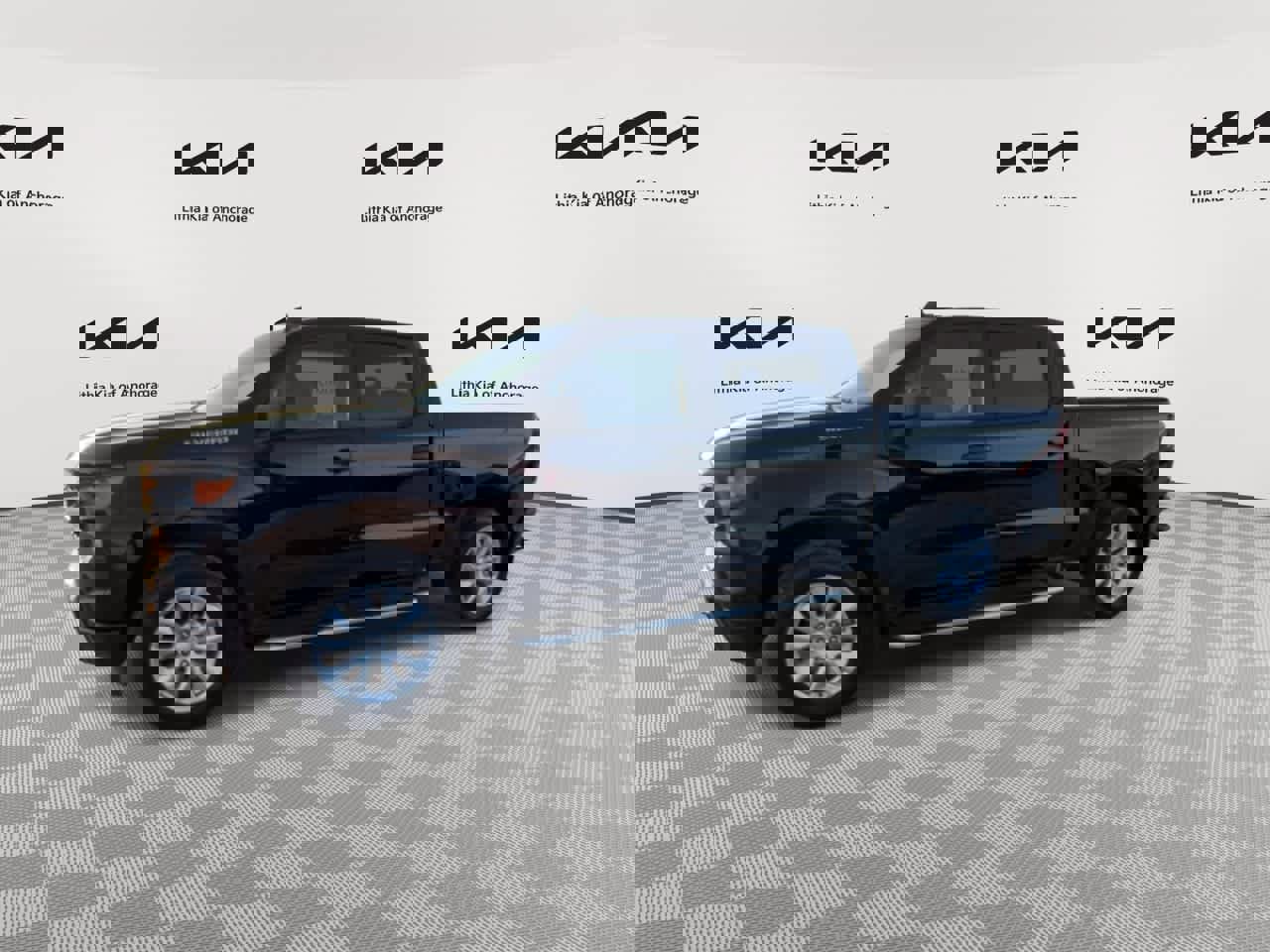 Used 2023 Chevrolet Silverado 1500 Custom image 5