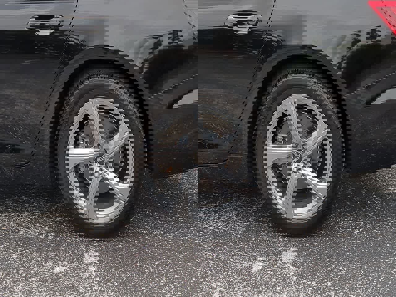 Used 2025 Audi A6 Premium image 13