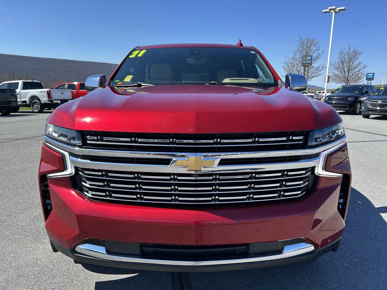 Used 2021 Chevrolet Suburban Premier w/ Premium Package AWD/4WD image 13