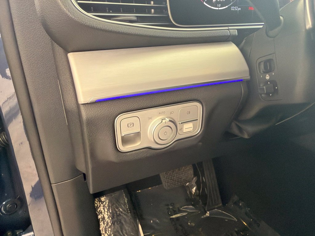 Used 2026 Mercedes-Benz GLE 350 4MATIC w/ Winter Package image 47