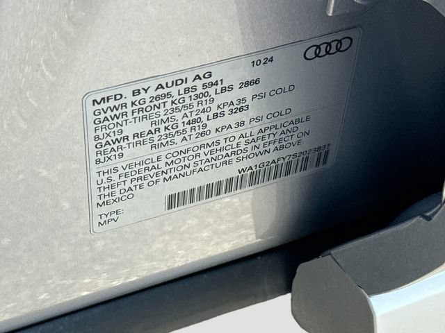 Used 2025 Audi Q5 e Premium AWD/4WD image 44