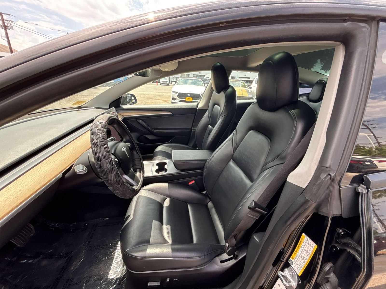 Used 2023 Tesla Model 3 Standard Range RWD image 14