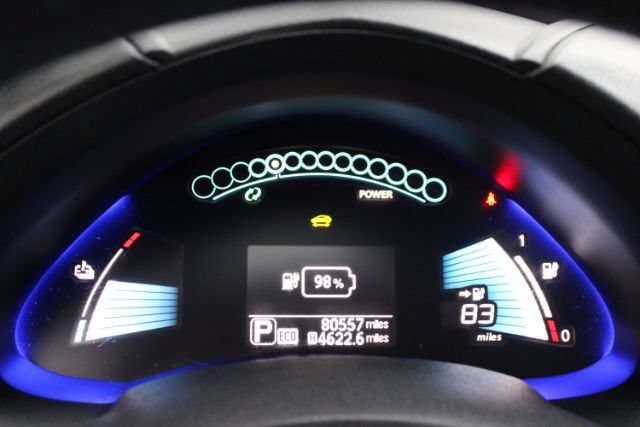 Used 2015 Nissan Leaf SL w/ Premium Package FWD image 24