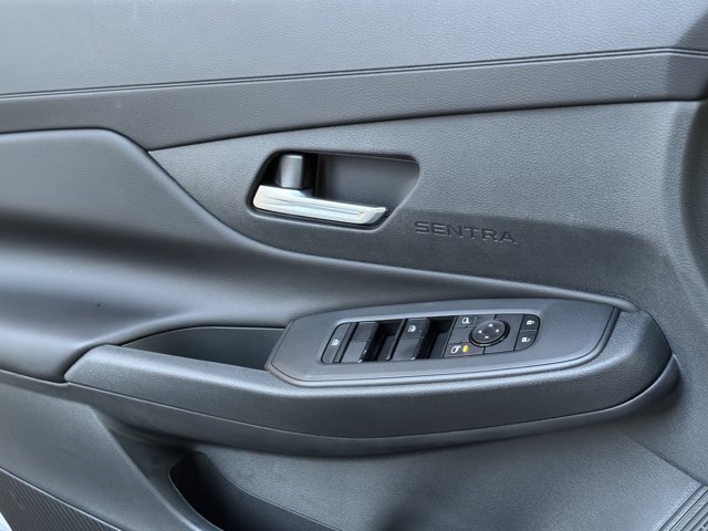 New 2026 Nissan Sentra SV w/ SV Convenience Package FWD image 11