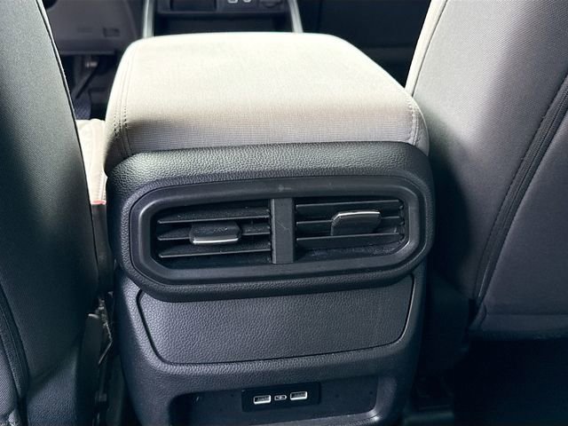 Used 2023 Honda Pilot LX image 24