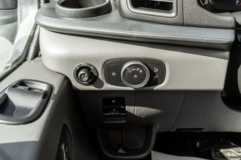 Used 2024 Ford Transit 350 XLT RWD image 15