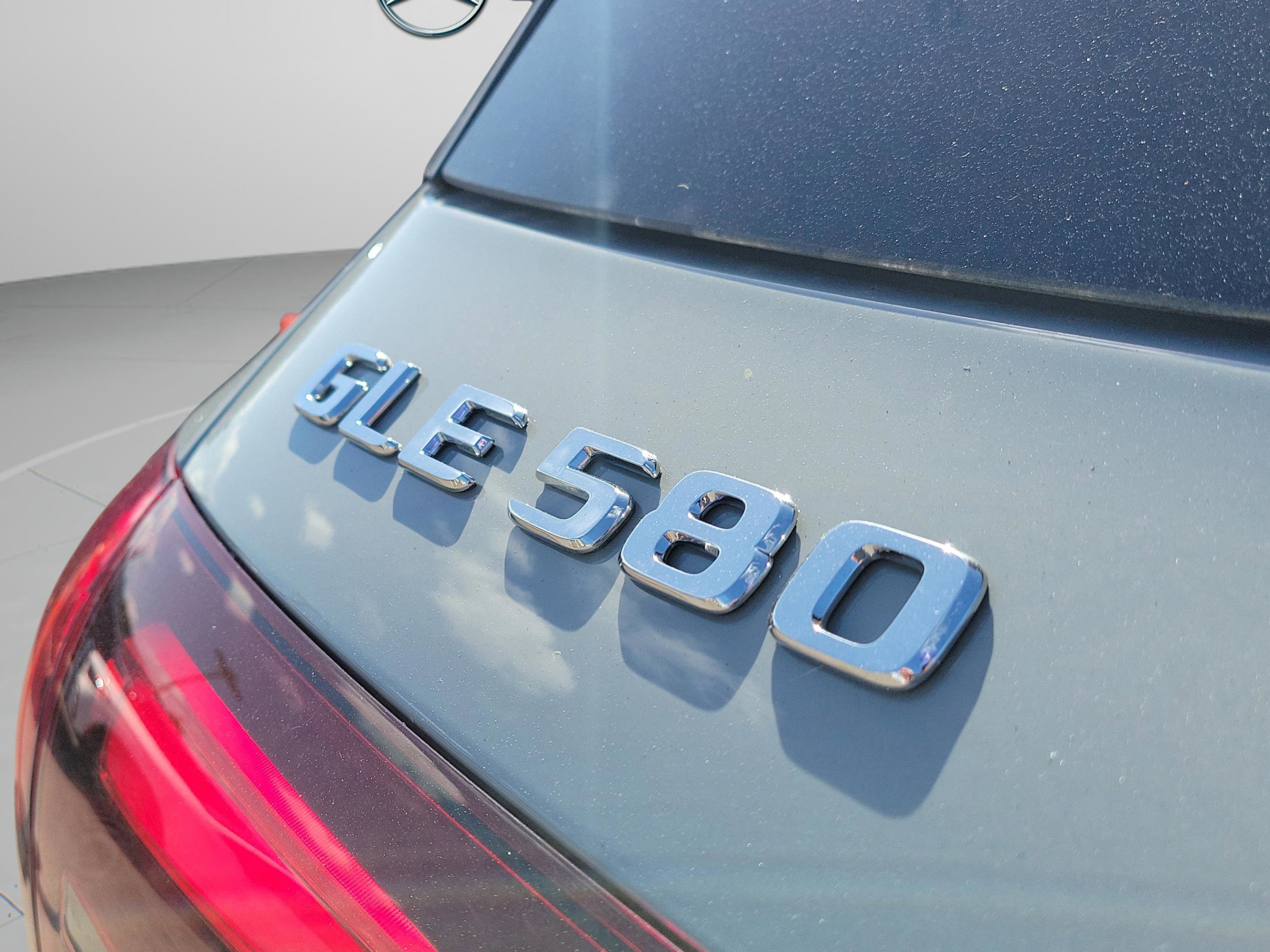 New 2026 Mercedes-Benz GLE 580 4MATIC image 32