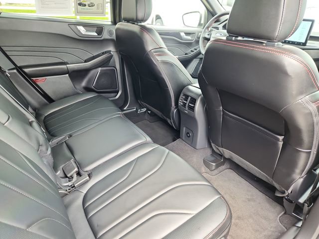 Used 2025 Ford Escape ST-Line Elite w/ Premium Technology Package image 31