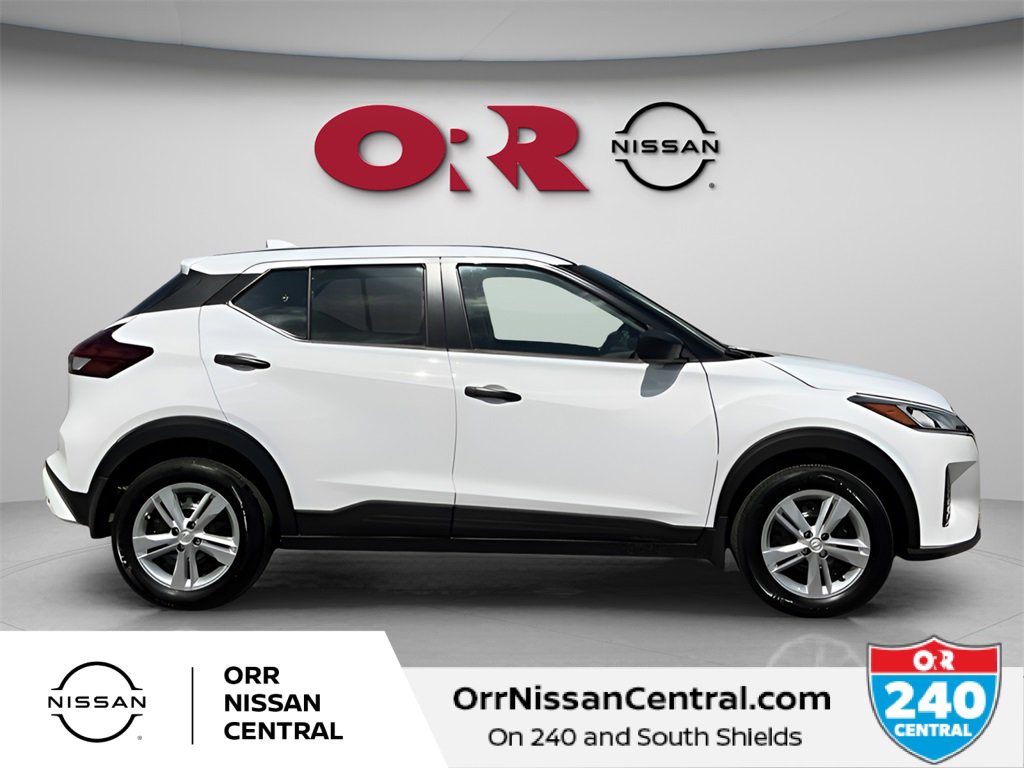 New 2025 Nissan Kicks Play S image 6