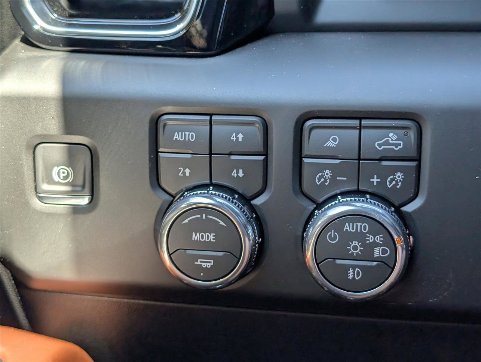 New 2026 GMC Sierra 1500 Denali Ultimate AWD/4WD image 18