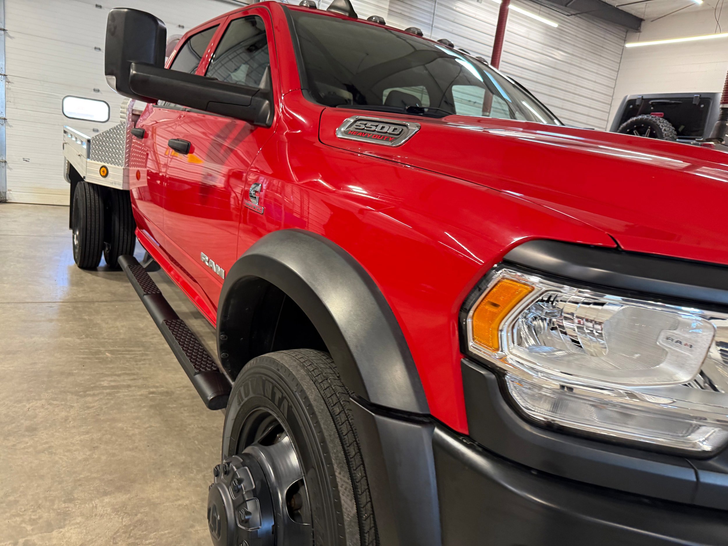 Used 2022 RAM 5500 Tradesman w/ Max Tow Package AWD/4WD image 3