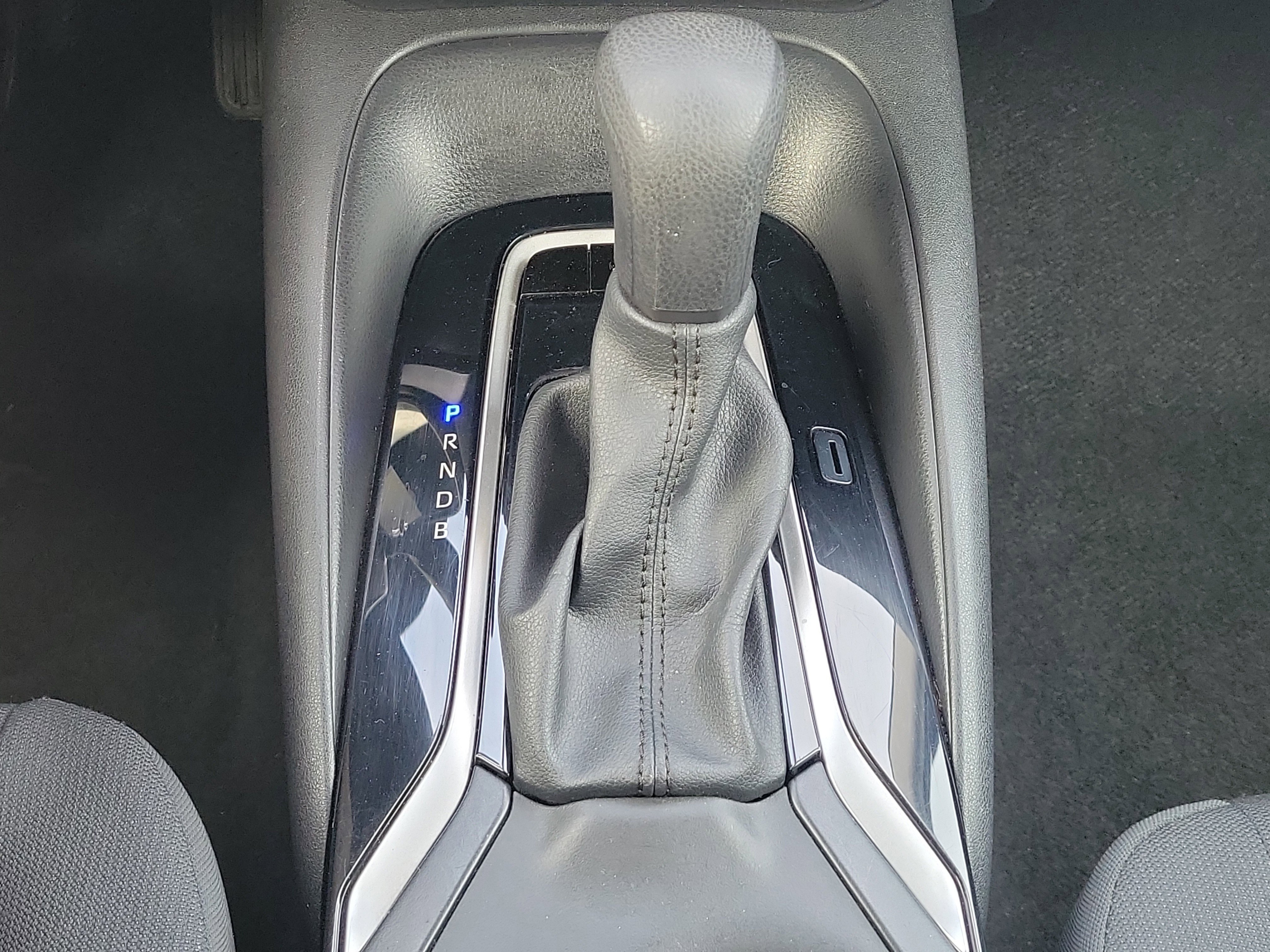 Used 2024 Toyota Corolla LE image 29