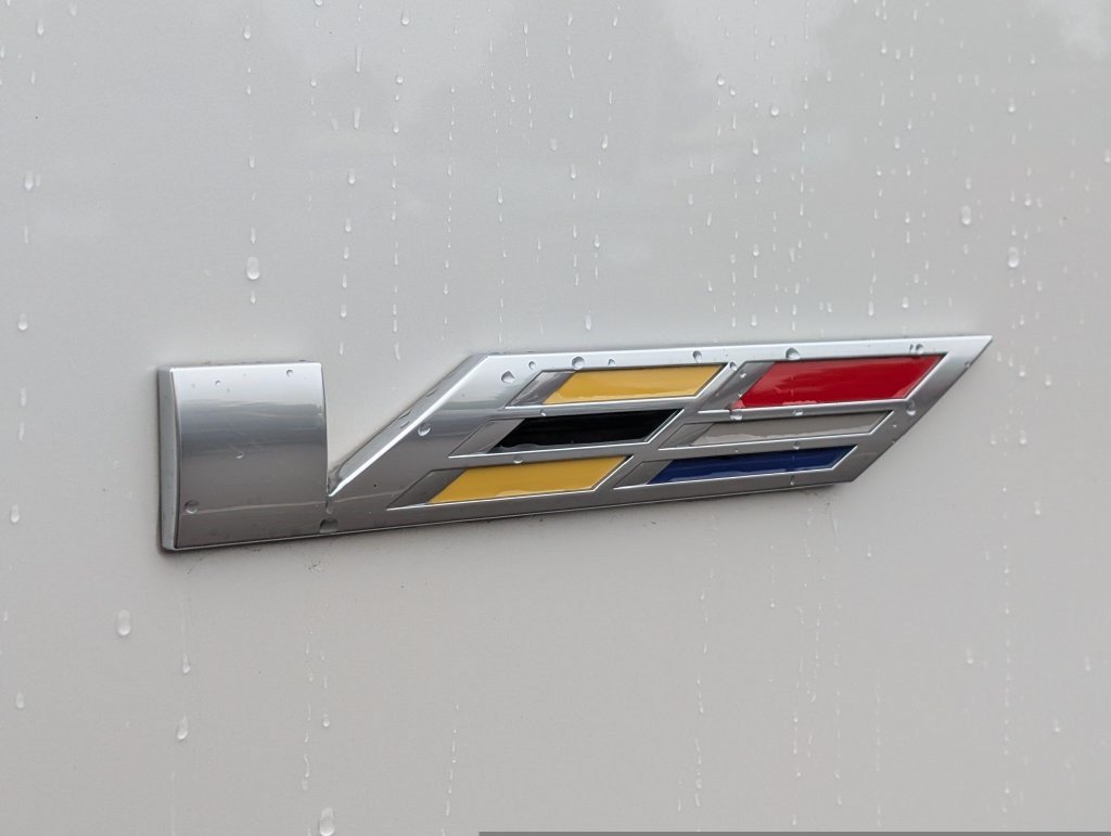 Certified 2024 Cadillac Escalade V w/ LPO, ONYX Package AWD/4WD image 5