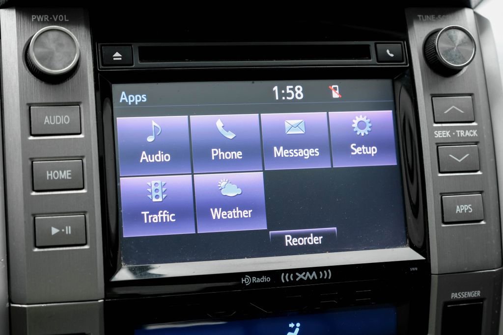 Used 2016 Toyota Tundra Platinum AWD/4WD image 29