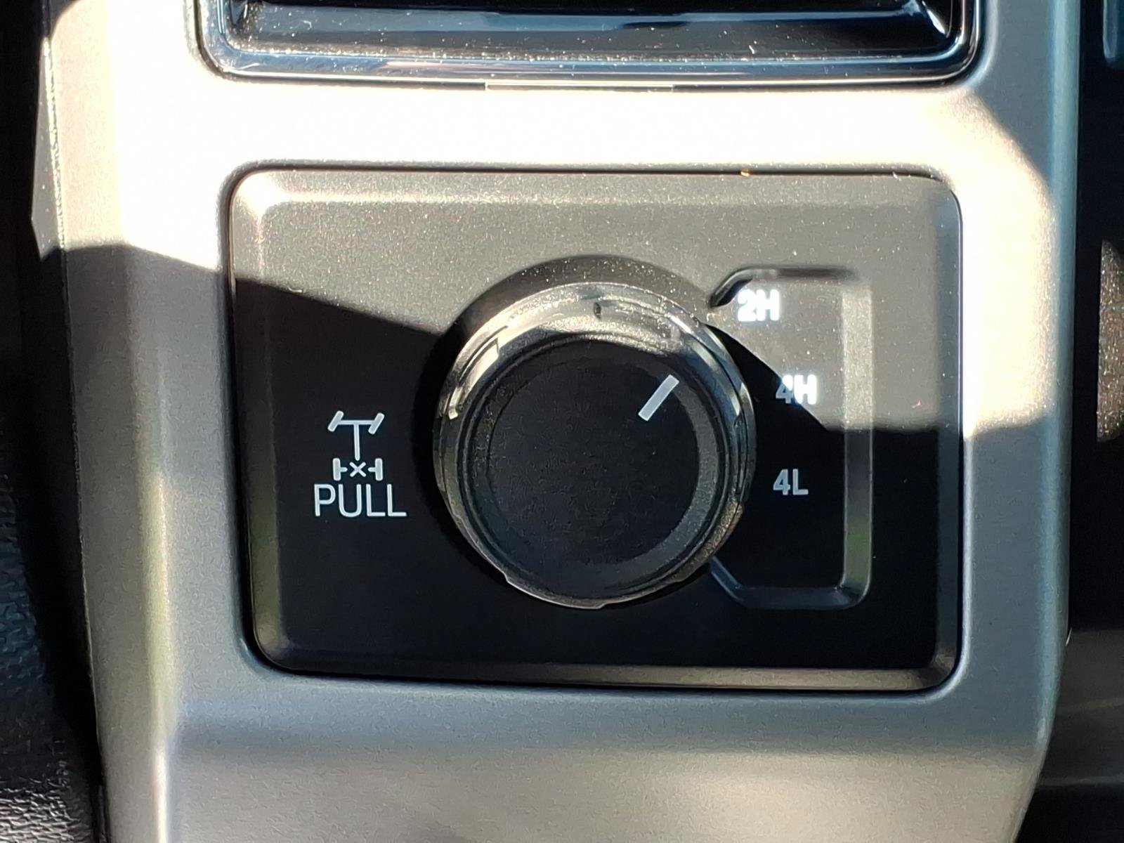 Certified 2021 Ford F350 Lariat AWD/4WD image 23