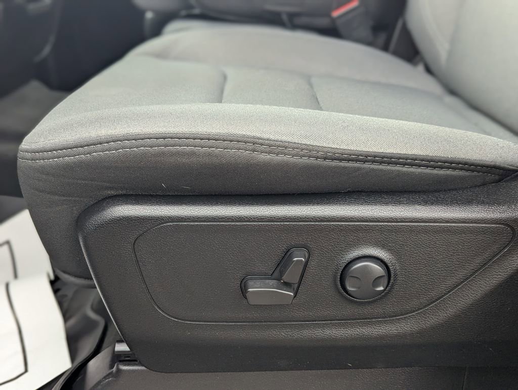 Used 2022 RAM 1500 Big Horn image 24