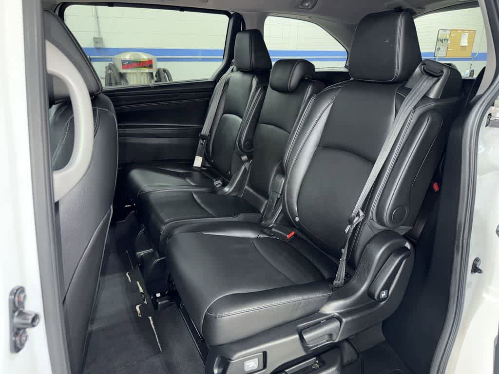 Used 2023 Honda Odyssey EX-L image 17