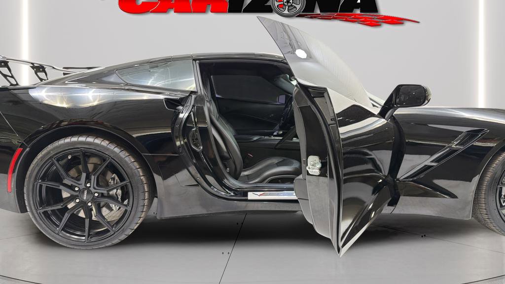Used 2015 Chevrolet Corvette Stingray Coupe image 14