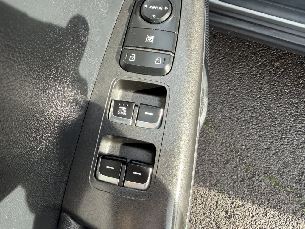 Used 2022 Kia Sportage LX image 13