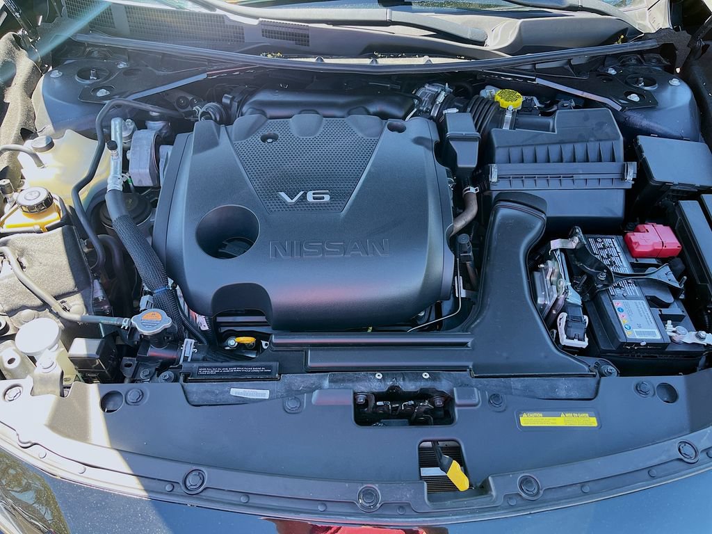 Used 2023 Nissan Maxima Platinum w/ Sport Mat Group FWD image 32