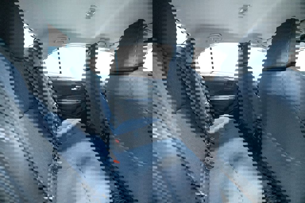 Certified 2020 Toyota Corolla LE image 30