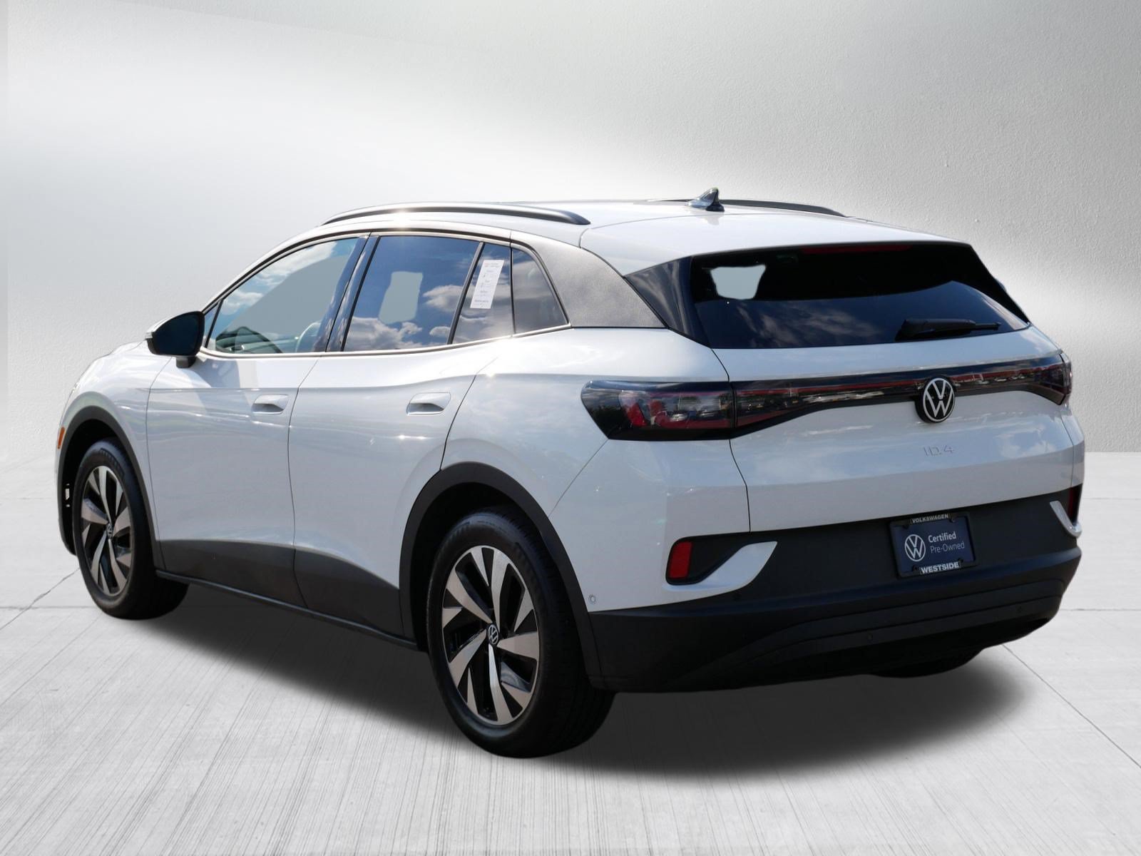Certified 2024 Volkswagen ID.4 2WD image 5