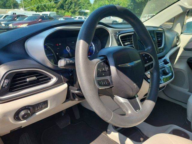 Used 2018 Chrysler Pacifica Touring Plus image 20