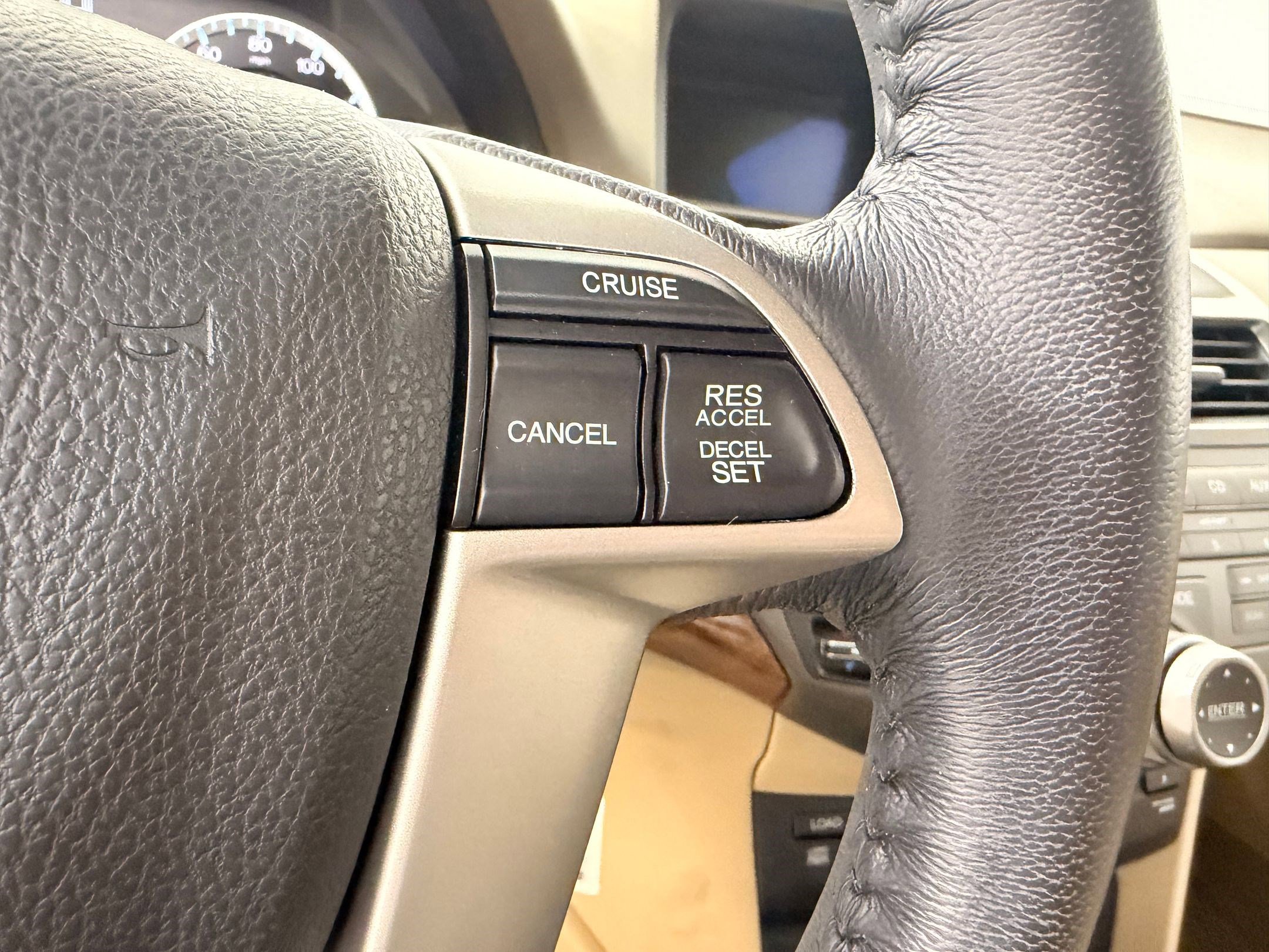 Used 2010 Honda Accord EX-L image 26