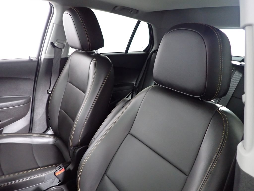Used 2020 Chevrolet Trax Premier w/ LPO, Protection Package FWD image 25